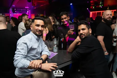 Foto 4 von 87