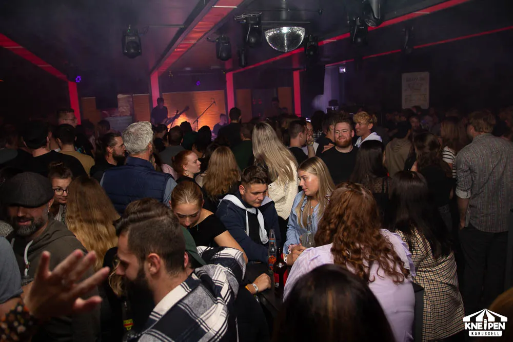 Party Crowd